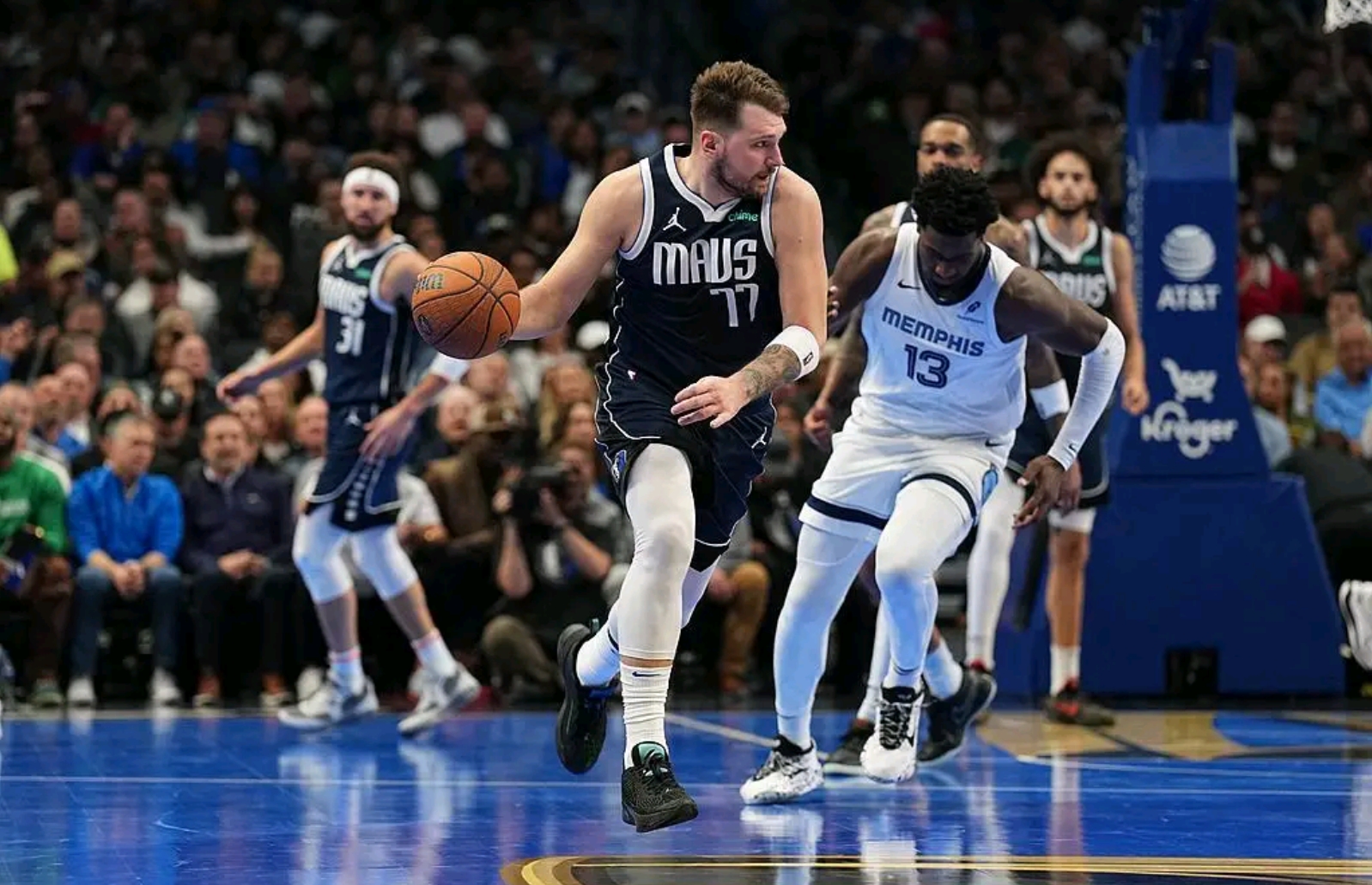 独行侠力克骑士，莫兰特统治全场