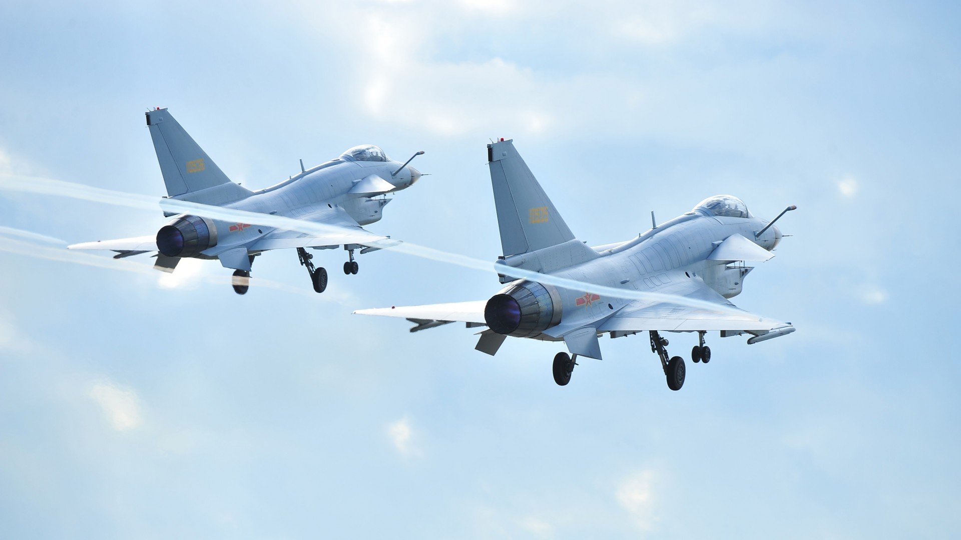 鏖战正酣，索伯与雷诺的经典对决，诺里斯火热状态改写战局