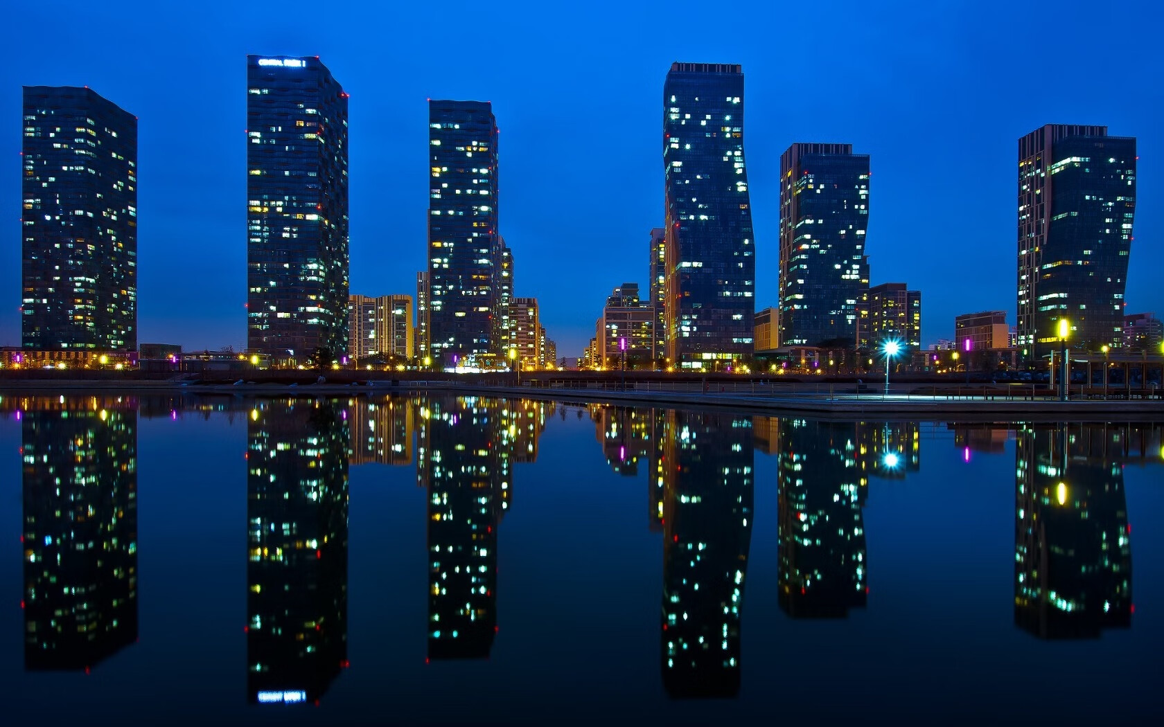 爱游戏在线-南北中场霸权，当贝林厄姆的意志接管绿茵