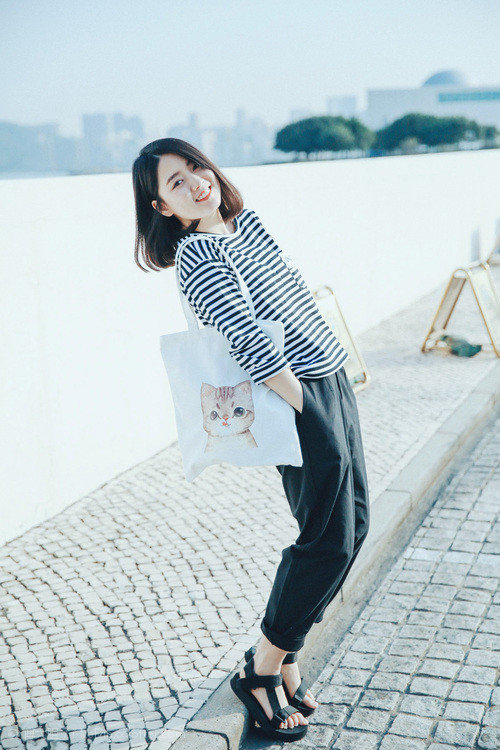 爱游戏APP-铁幕与交响，斯通斯之夜，绿茵场上的绝对统治